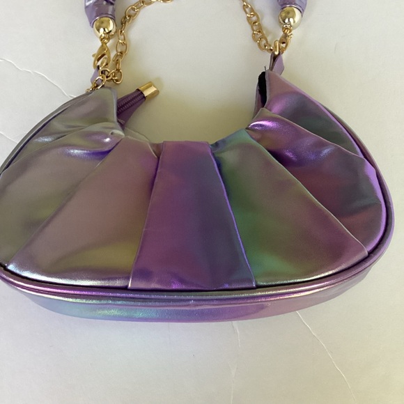 Olivia Miller Iridescent Metallic Purple Shoulder Bag Scrunch Handle Y2K Shiny - Picture 3 of 13